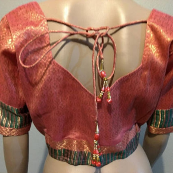 Beautiful Handloom Cotton Silk Saree with Blouse - Picture 2 of 4